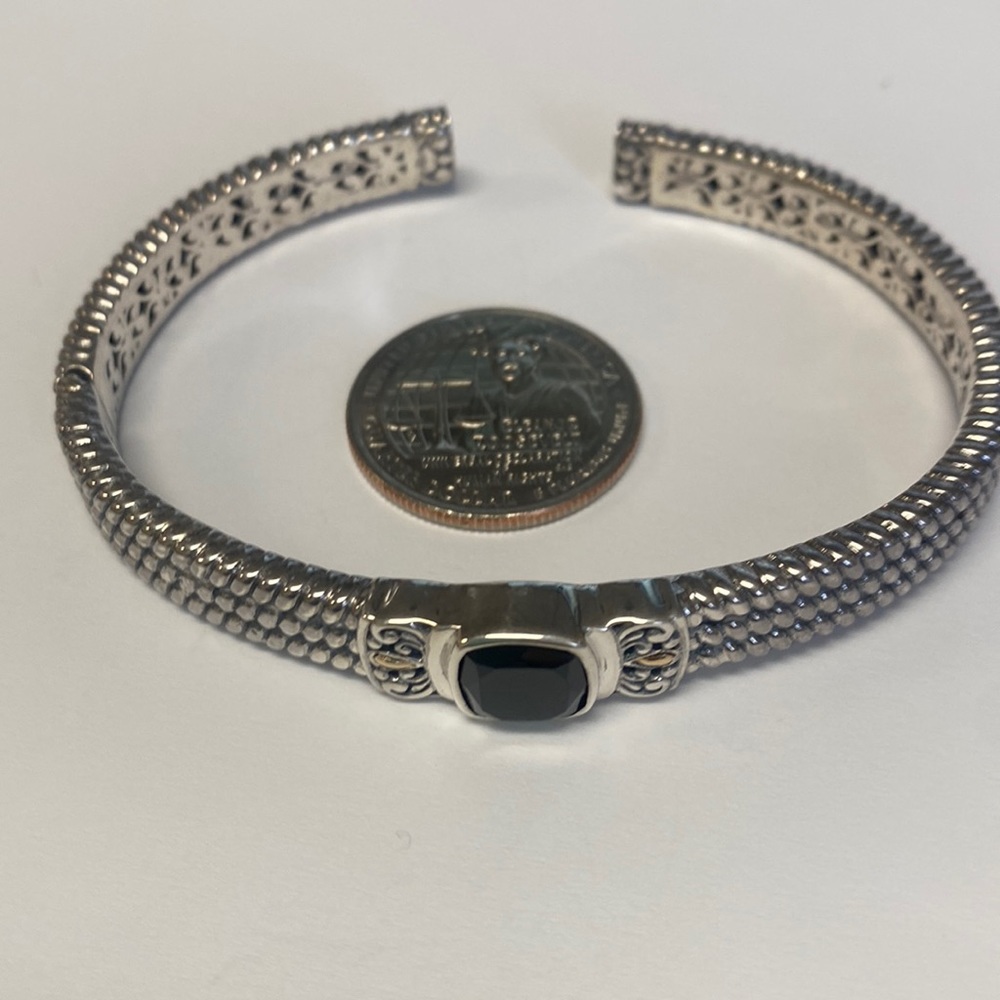 Sterling silver with 18k black stone hinged bracelet